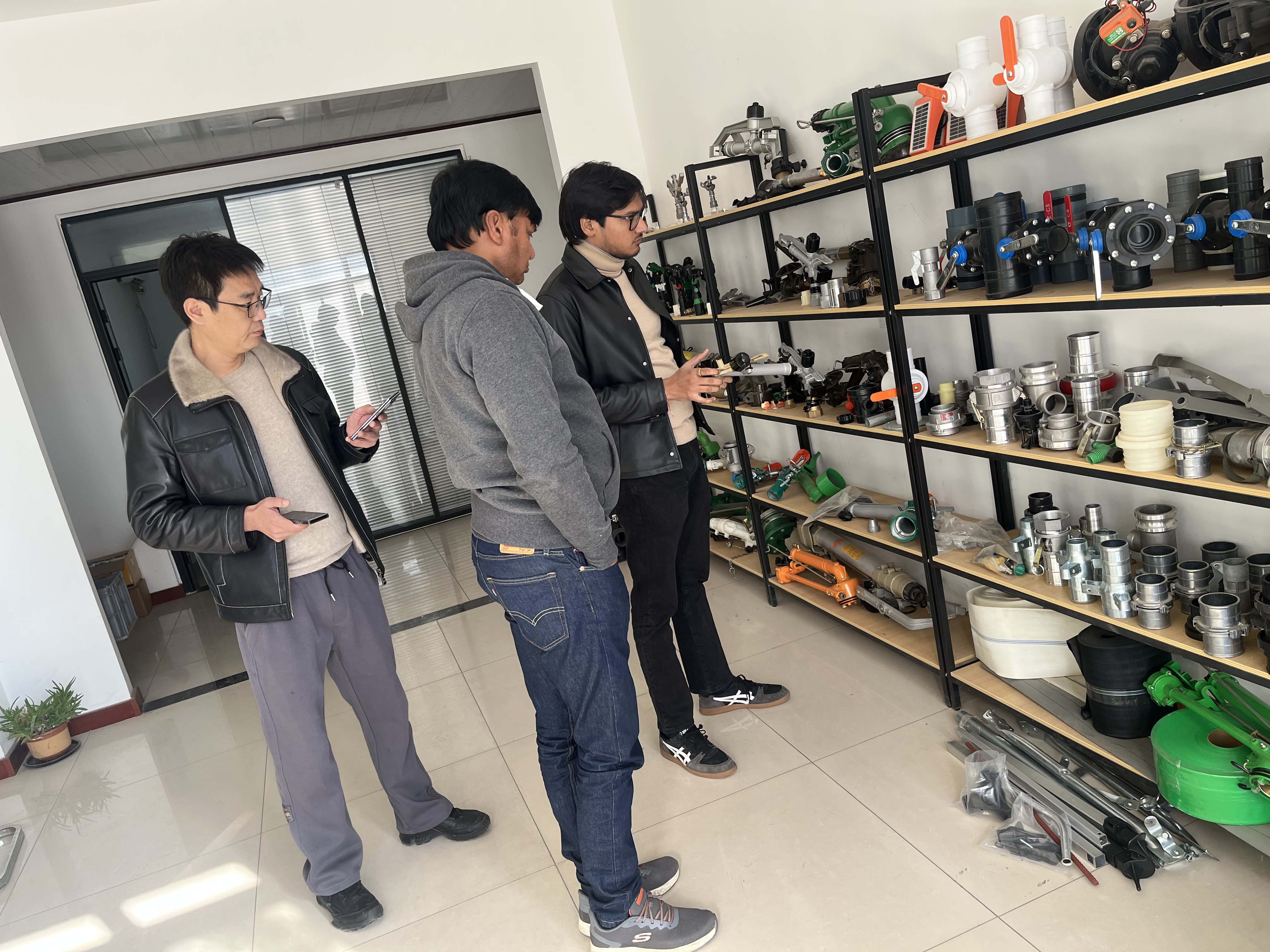 海口NS40 涡轮喷枪获客户青睐 洽谈批量合作